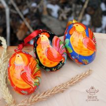 Ukrainian handicrafts - Easter eggs set painted with a rooster