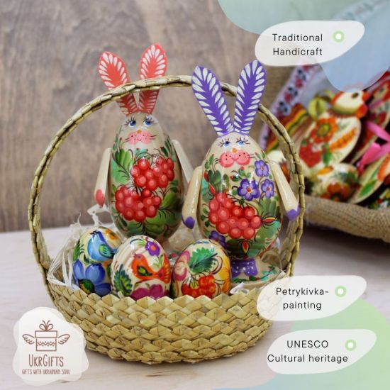 Pretty Easter gift basket - 2 funny Easter rabbits, 3 small Easter eggs made of wood - handicrafts