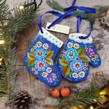 Hand painted wooden Christmas tree ornaments, set (mitten and christmas stocking)